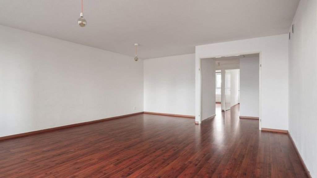 94 m2 with balcony on the Amstel - Image 3