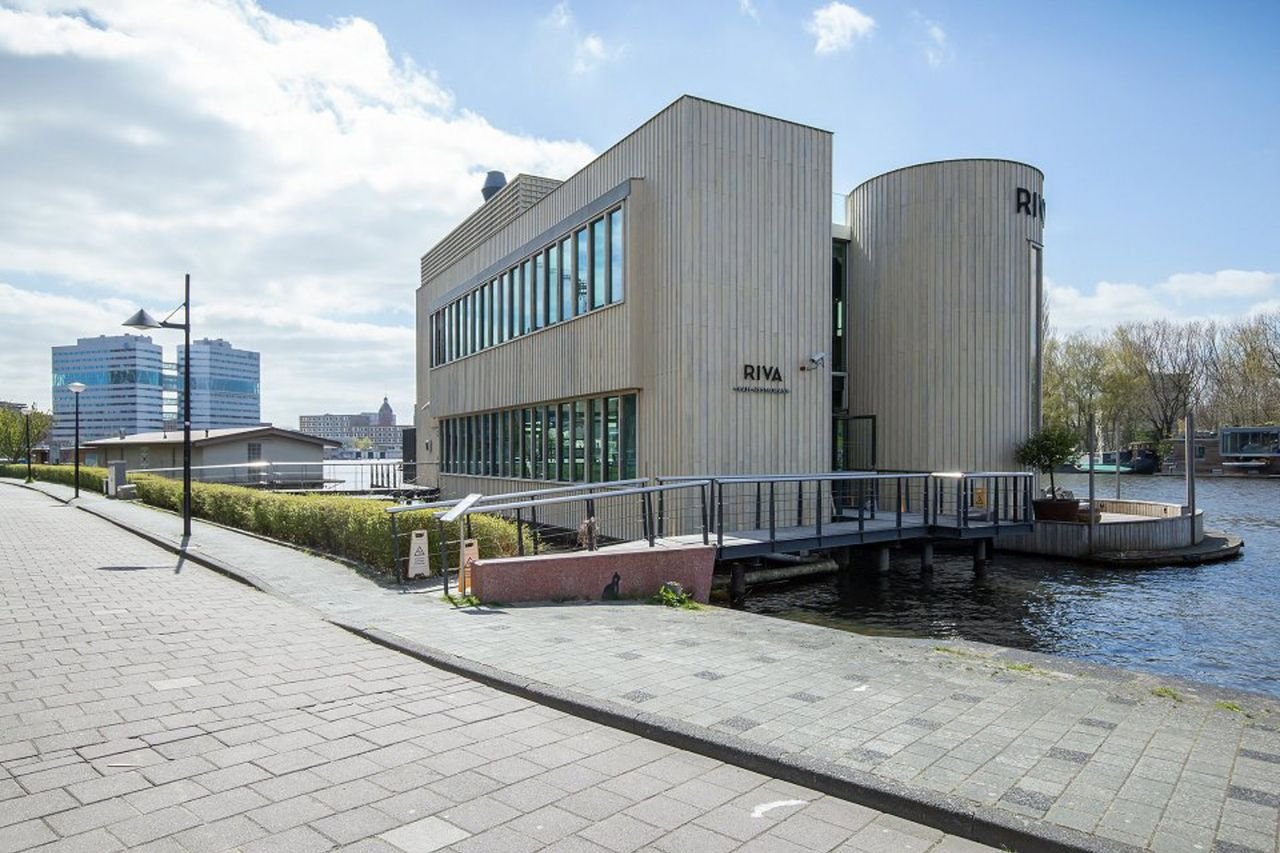 94 m2 with balcony on the Amstel - Image 18