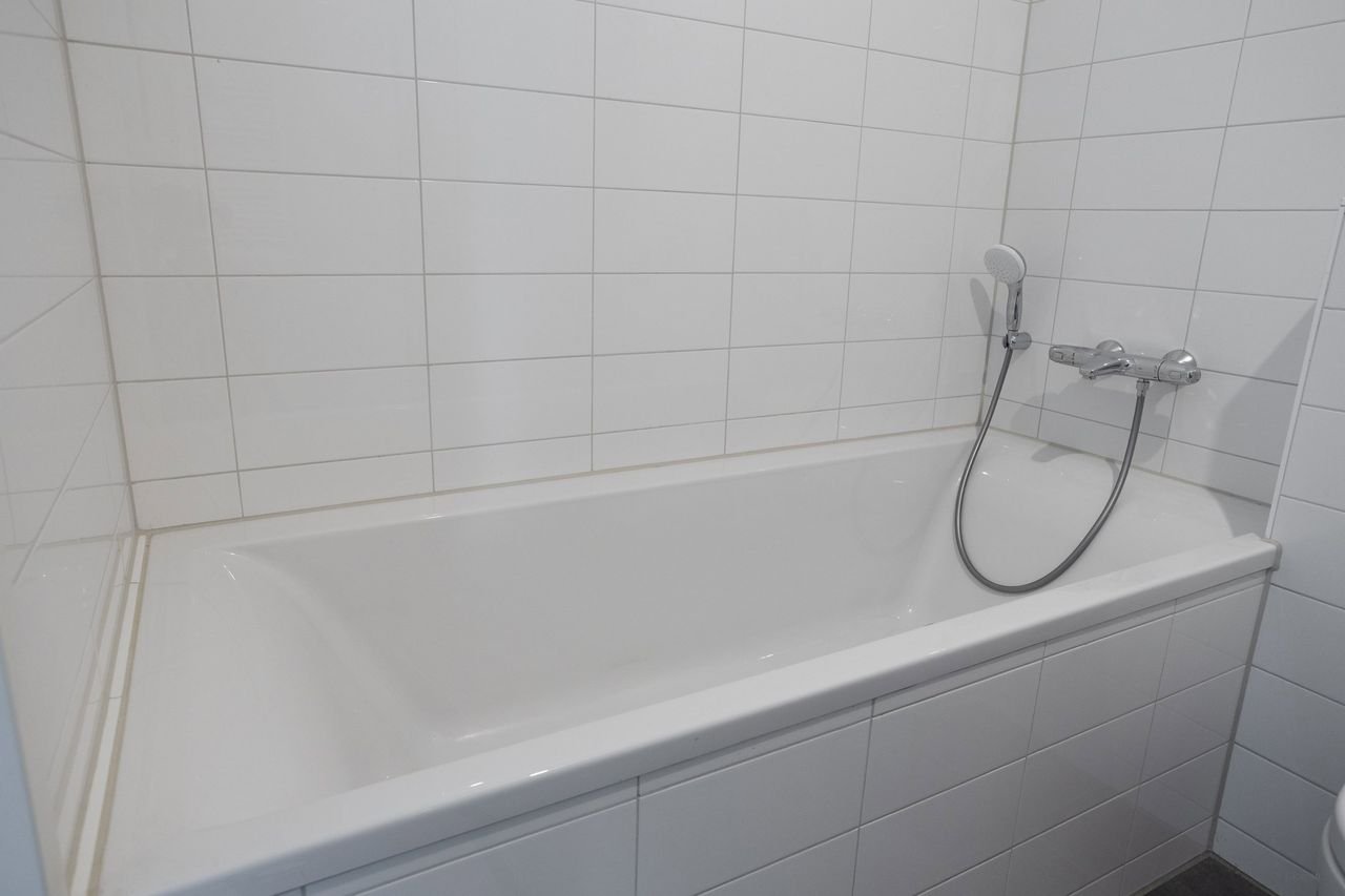 Energy-efficient 121 m² house with 4 bedrooms in Almere - Image 6