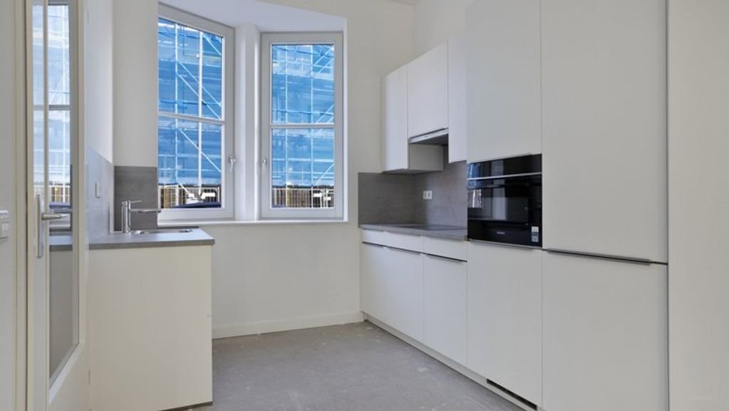 Energy-efficient 121 m² house with 4 bedrooms in Almere - Image 3