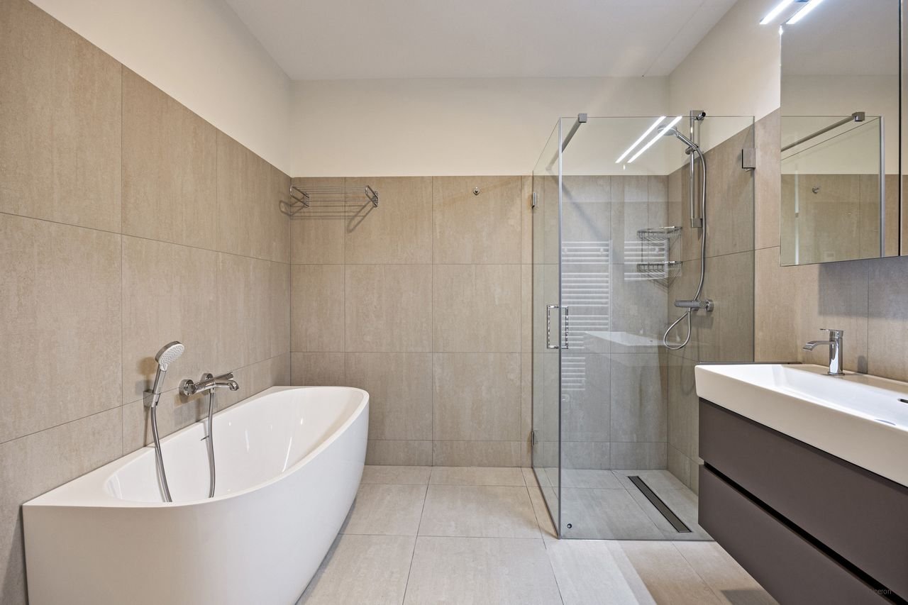 3-kamerappartement met balkon en 2 parkeerplekken - Afbeelding 14