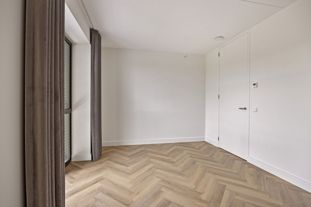 3-kamerappartement met balkon en 2 parkeerplekken - Afbeelding 12