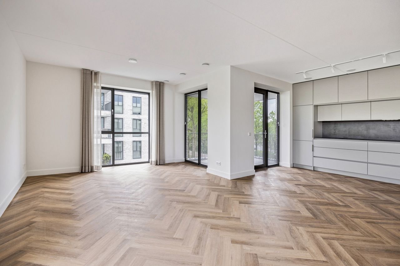 3-kamerappartement met balkon en 2 parkeerplekken - Afbeelding 3