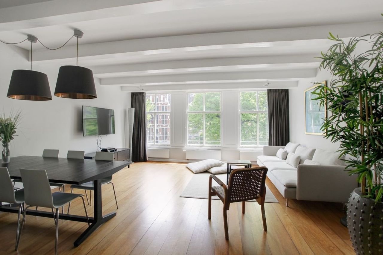 Living on Keizersgracht with a view - Image 1