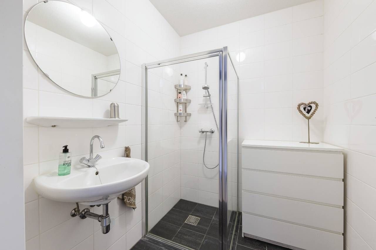 Gemeubileerd 3-kamerappartement met balkon - Afbeelding 23