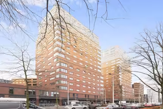 134 m² op de 17e met dakterras