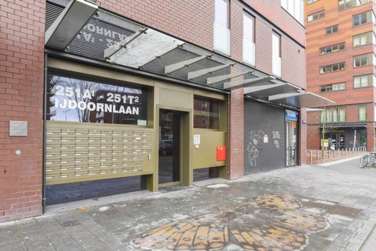 134 m² op de 17e met dakterras - Afbeelding 2