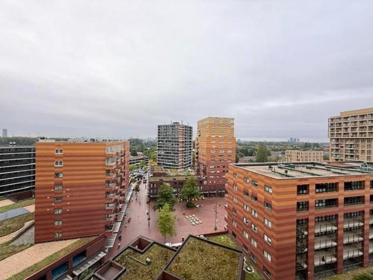 A+ apartment on the 11th floor in Noord - Image 14