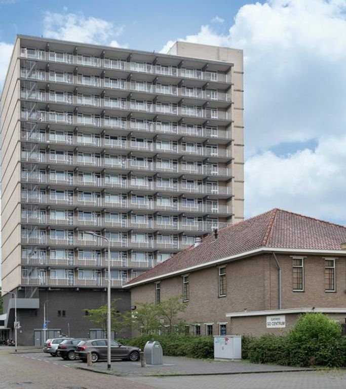1-bedroom apartment with balcony in Randwijck - Image 12