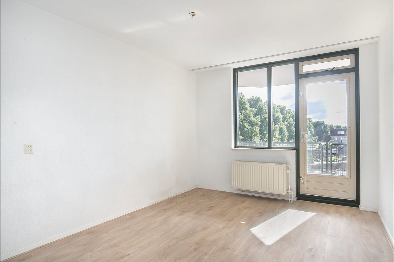 3-room apartment with balcony - Image 6