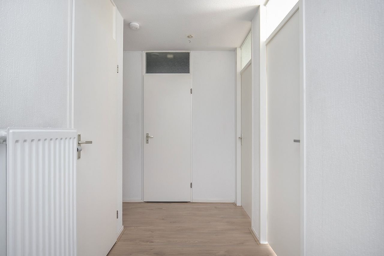 3-room apartment with balcony - Image 5