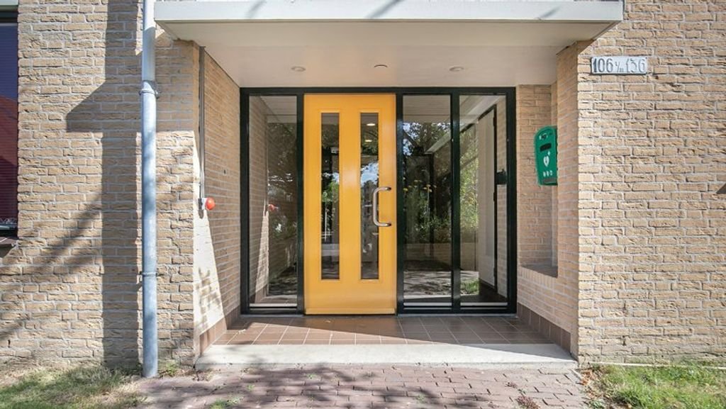 3-room apartment with balcony - Image 1