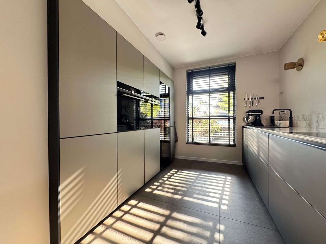 Hoekwoning met 4 slaapkamers en tuin - Afbeelding 18