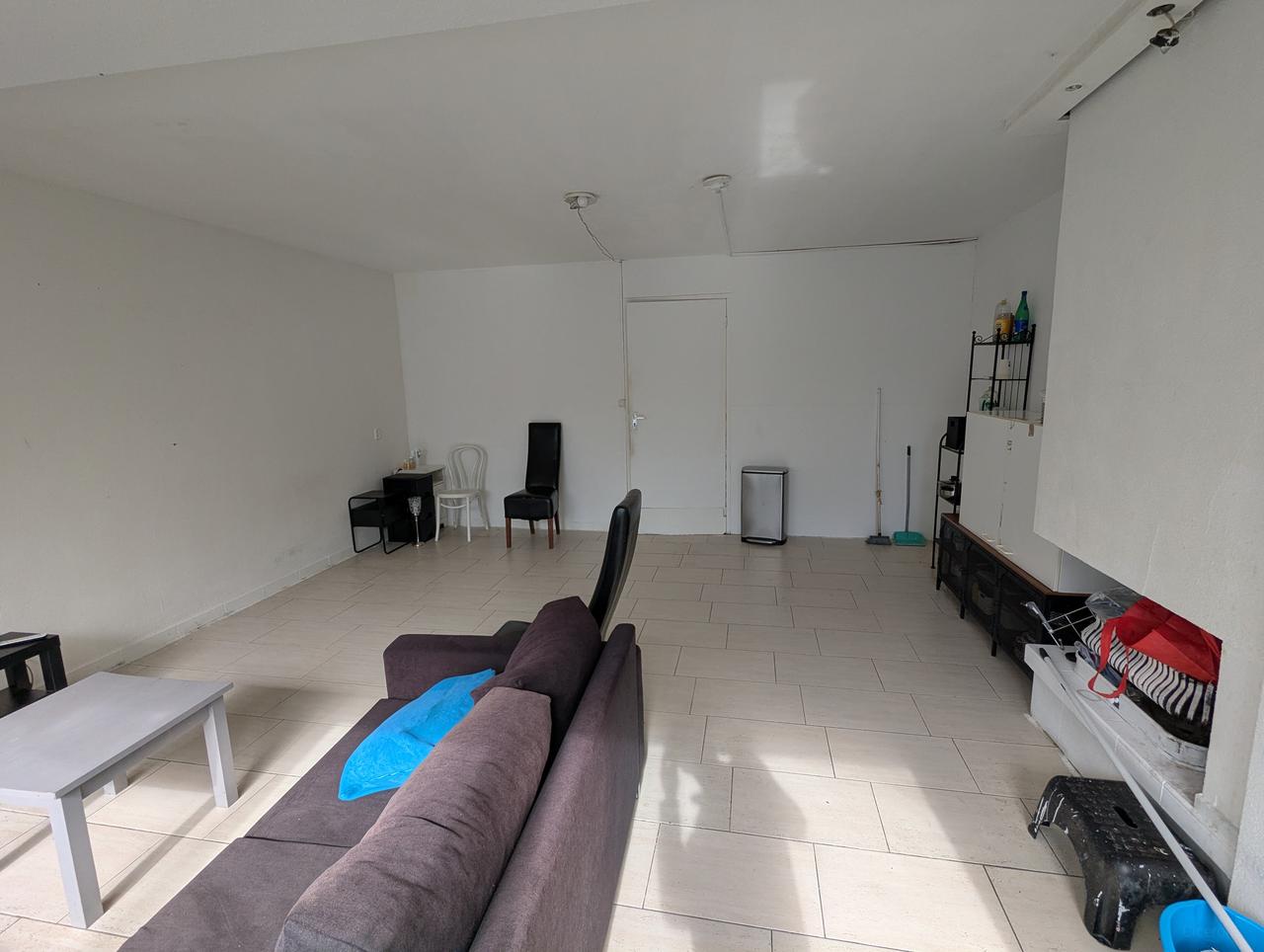 Furnished 32 m² Room in Almere - Image 4