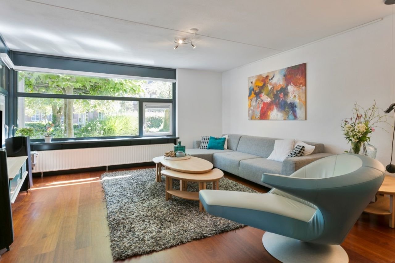 Huis met 3 slaapkamers en garage - Afbeelding 2