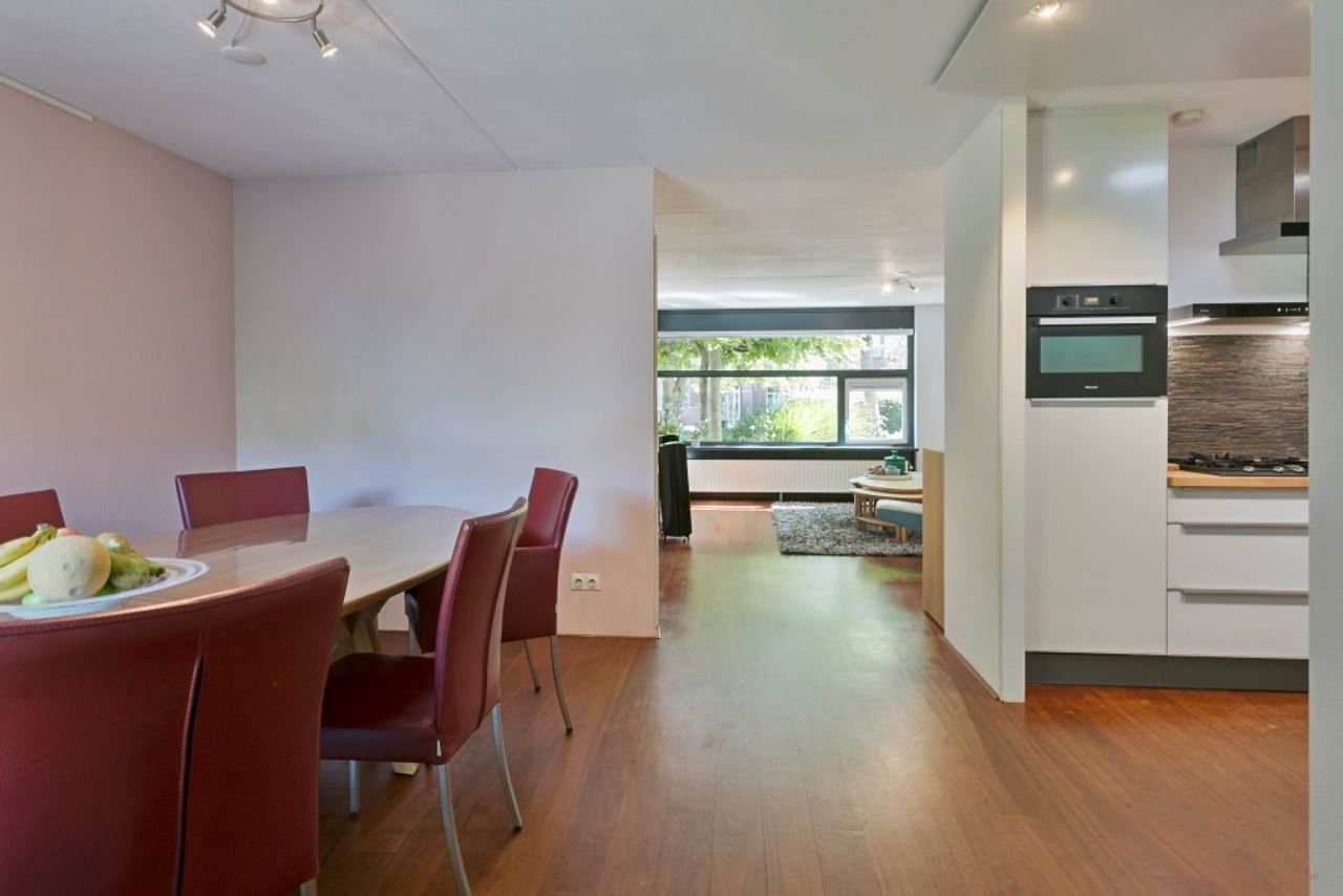 Huis met 3 slaapkamers en garage - Afbeelding 8