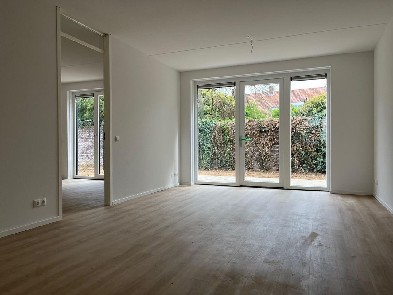 Energy-efficient rental home with garden - Image 6