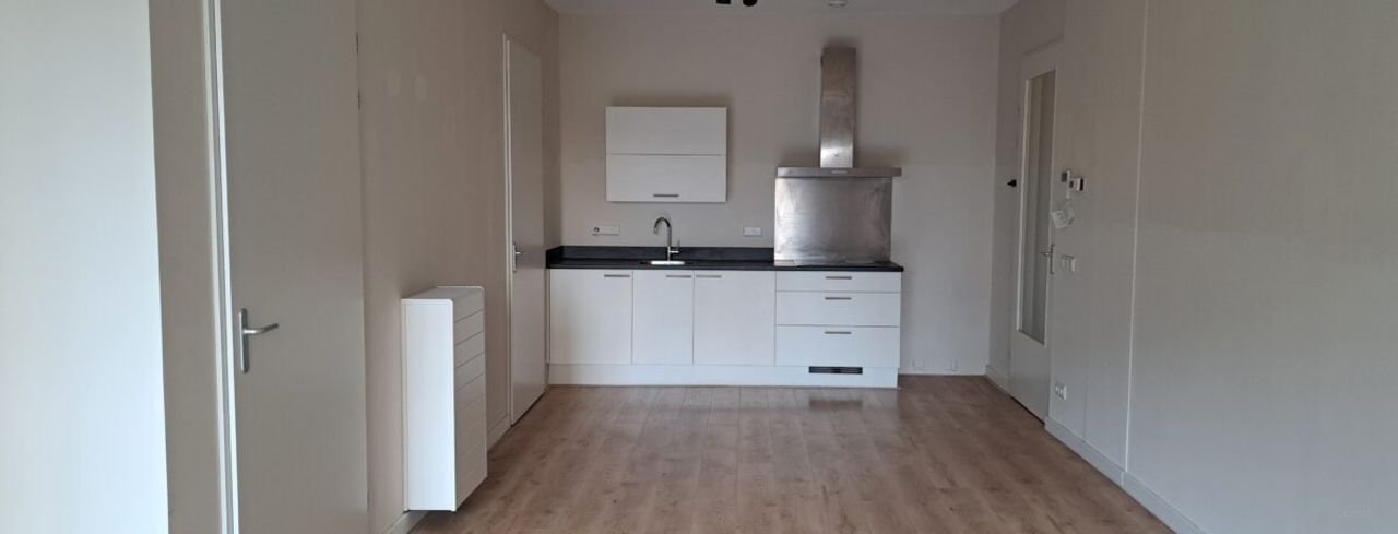 2-kamer appartement met balkon en parkeerplek - Afbeelding 2