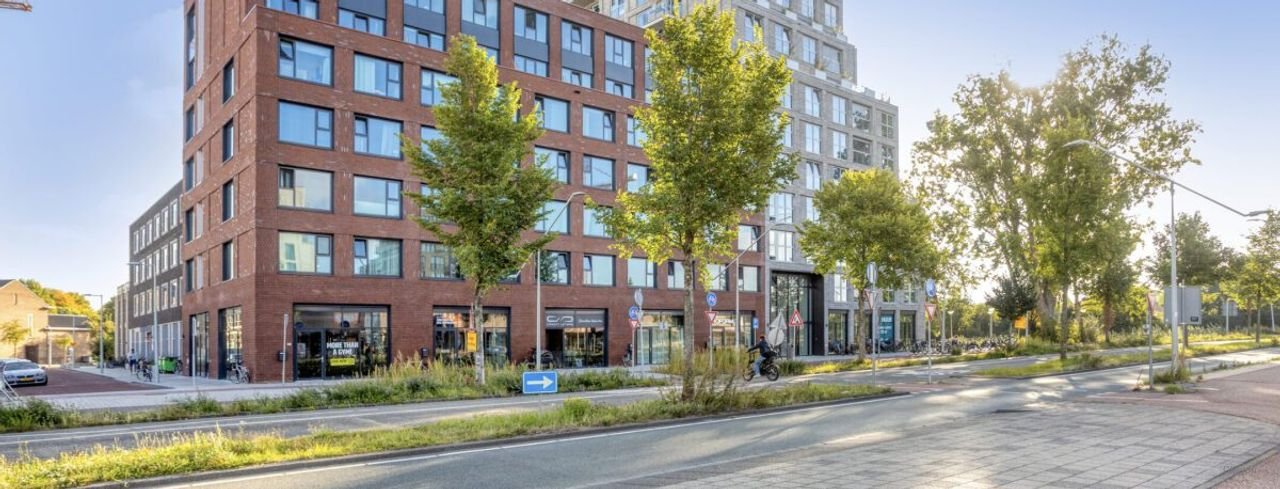 Lichte studio op de 4e in Amsterdam-Noord - Afbeelding 3