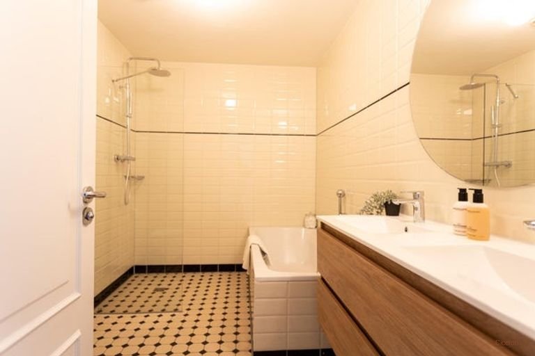 Gemeubileerd appartement met 2 slaapkamers in de Jordaan - Afbeelding 14