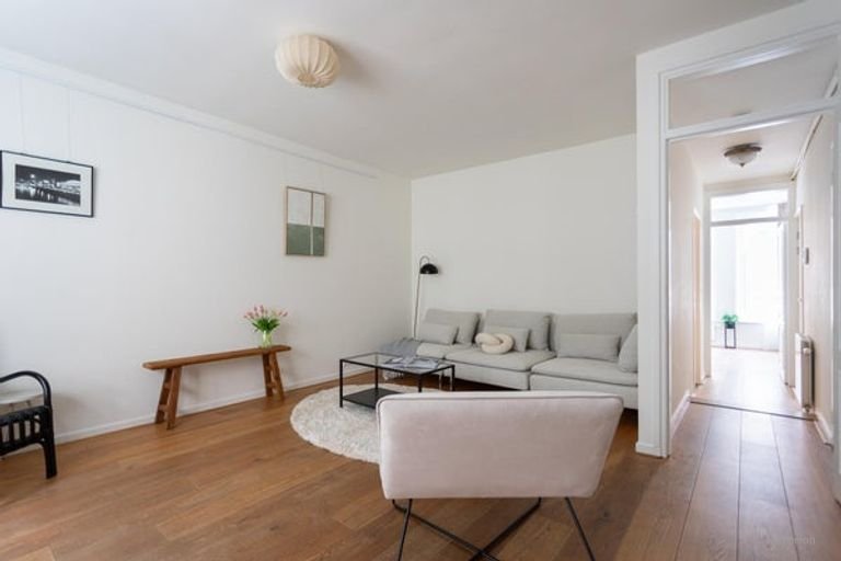 Gemeubileerd appartement met 2 slaapkamers in de Jordaan - Afbeelding 2