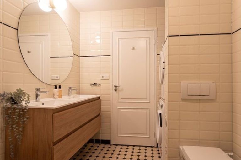 Gemeubileerd appartement met 2 slaapkamers in de Jordaan - Afbeelding 15