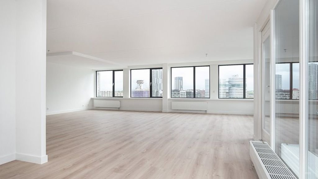 Appartement van 151 m² met balkon aan de Amstel - Afbeelding 1