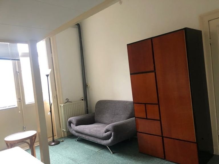 Room of 20 m² with balcony in Spijkerbuurt - Image 2