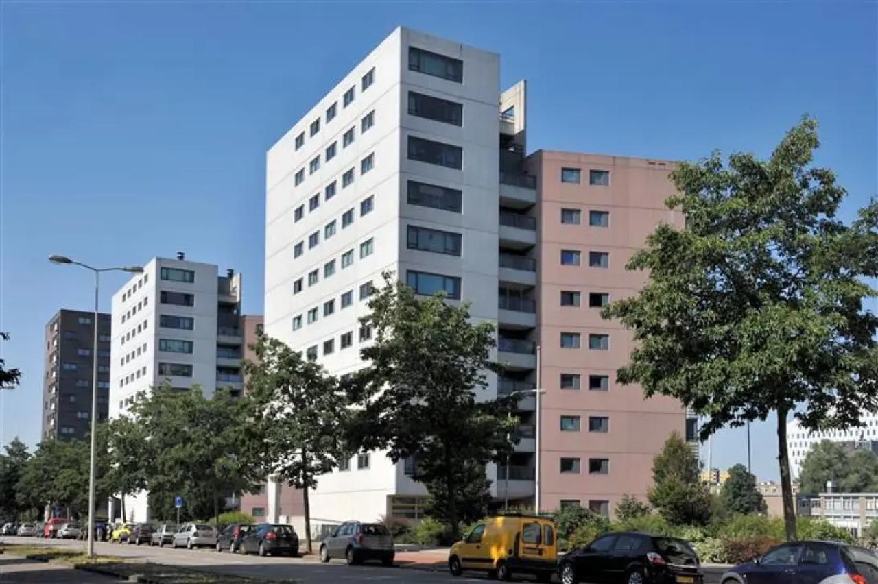 3-room apartment with balcony - Image 2