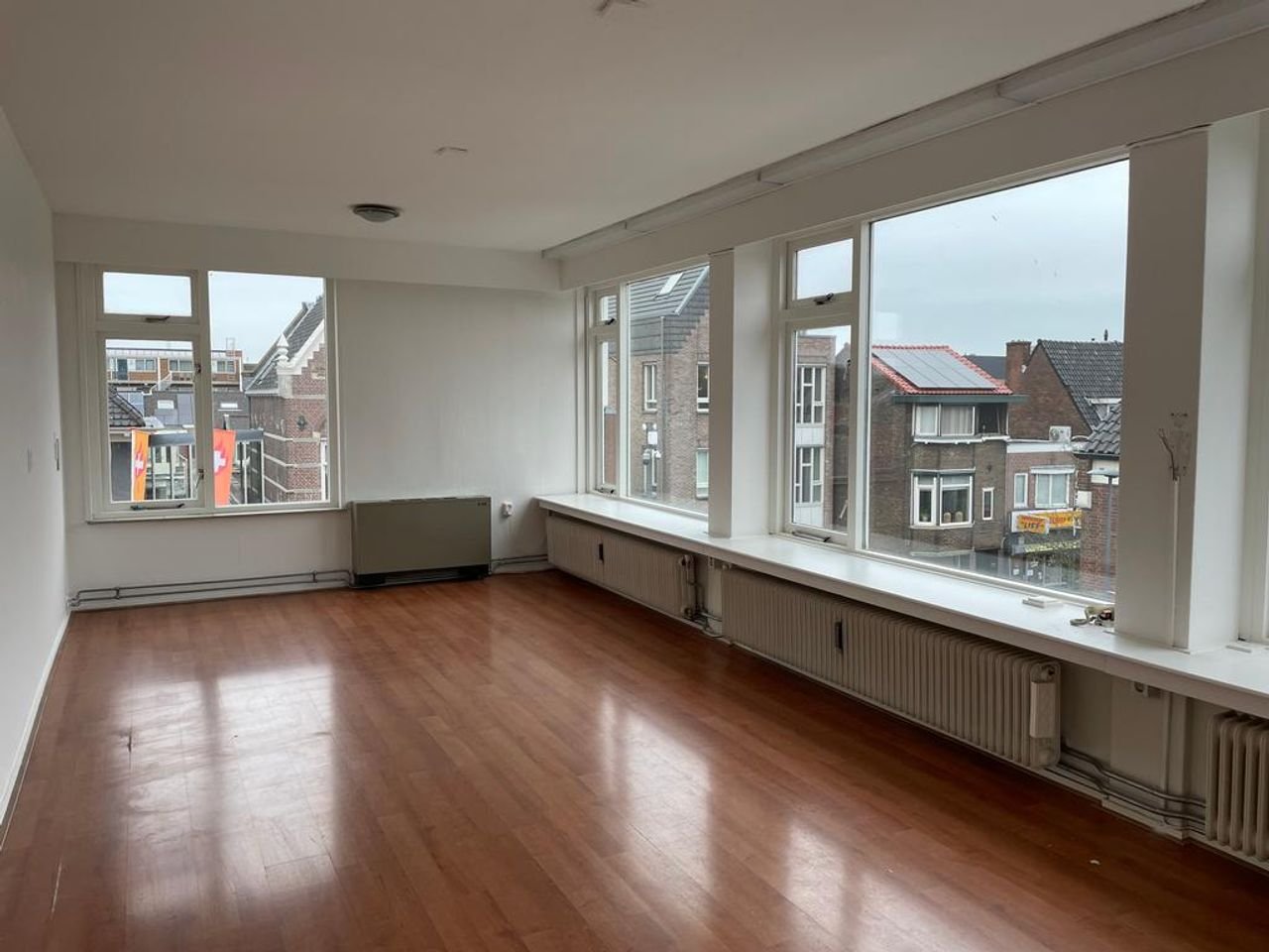 Licht 83m² appartement in Beverwijk - Afbeelding 3