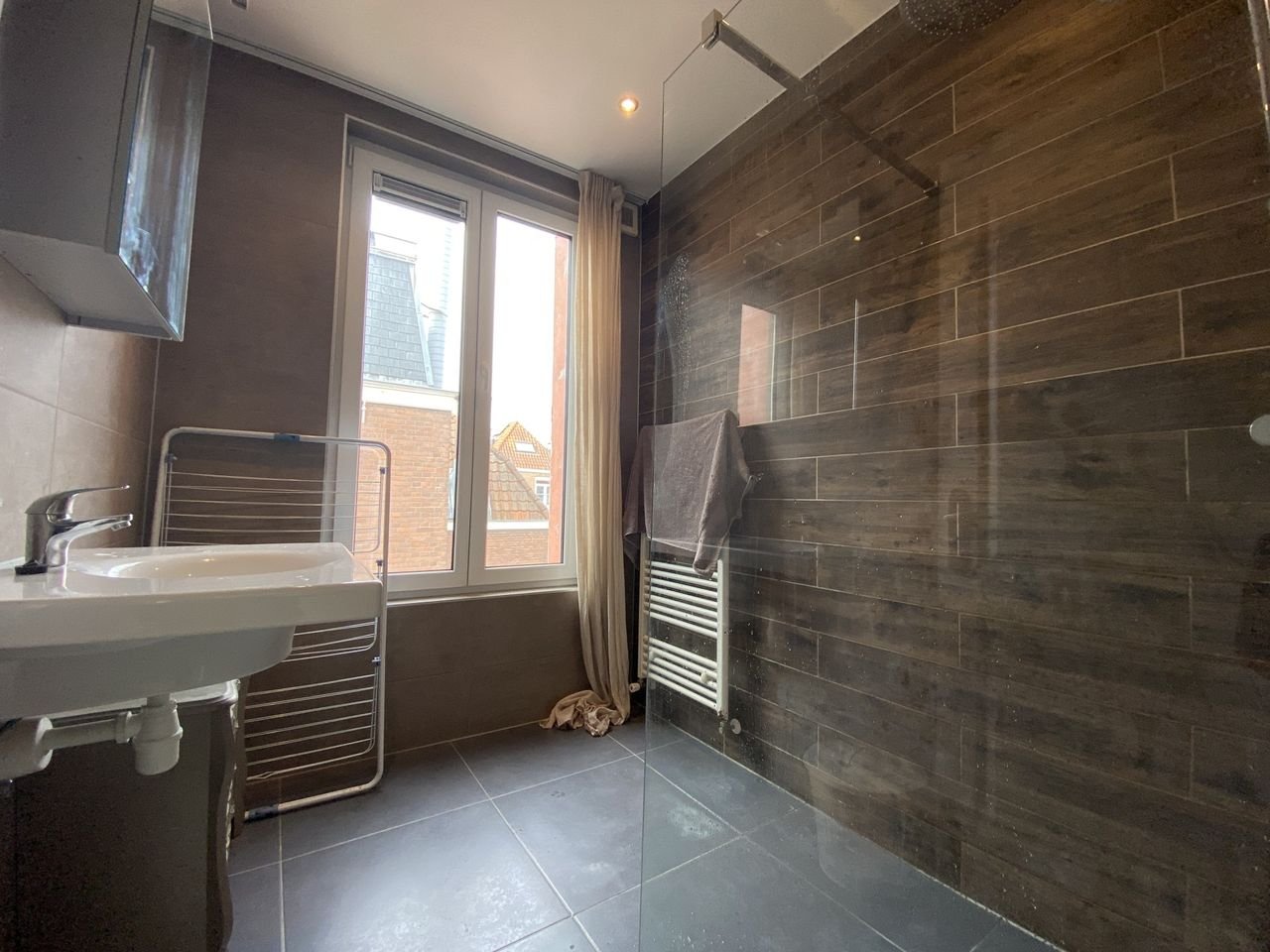 Licht 2-kamerappartement met dakterras - Afbeelding 9