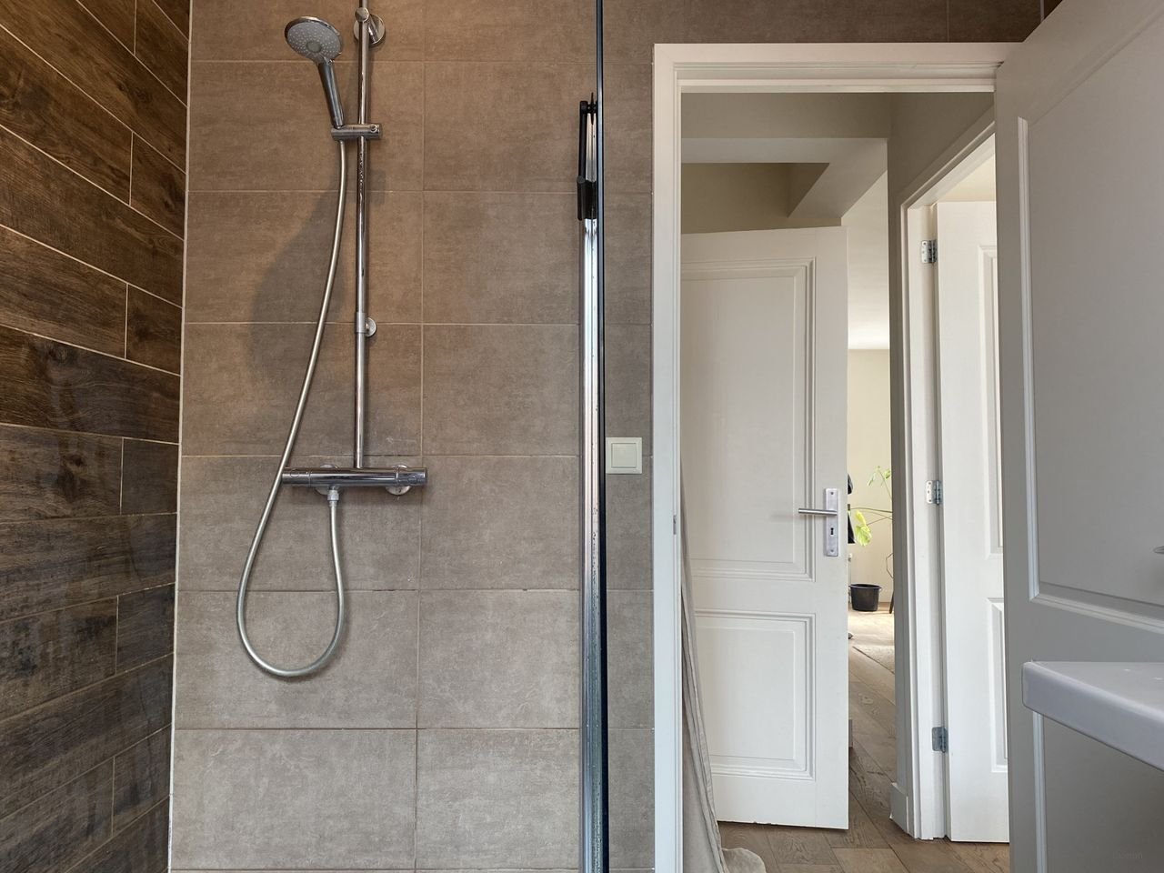 Licht 2-kamerappartement met dakterras - Afbeelding 10