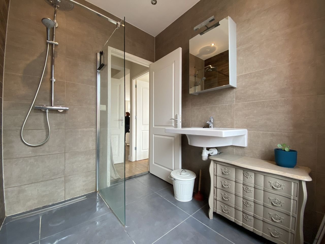 Licht 2-kamerappartement met dakterras - Afbeelding 11