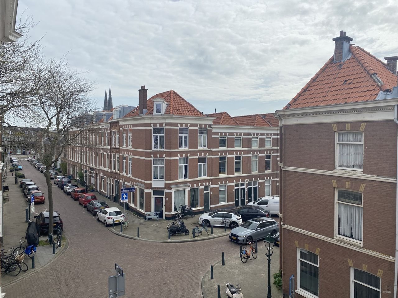 Licht 2-kamerappartement met dakterras - Afbeelding 1