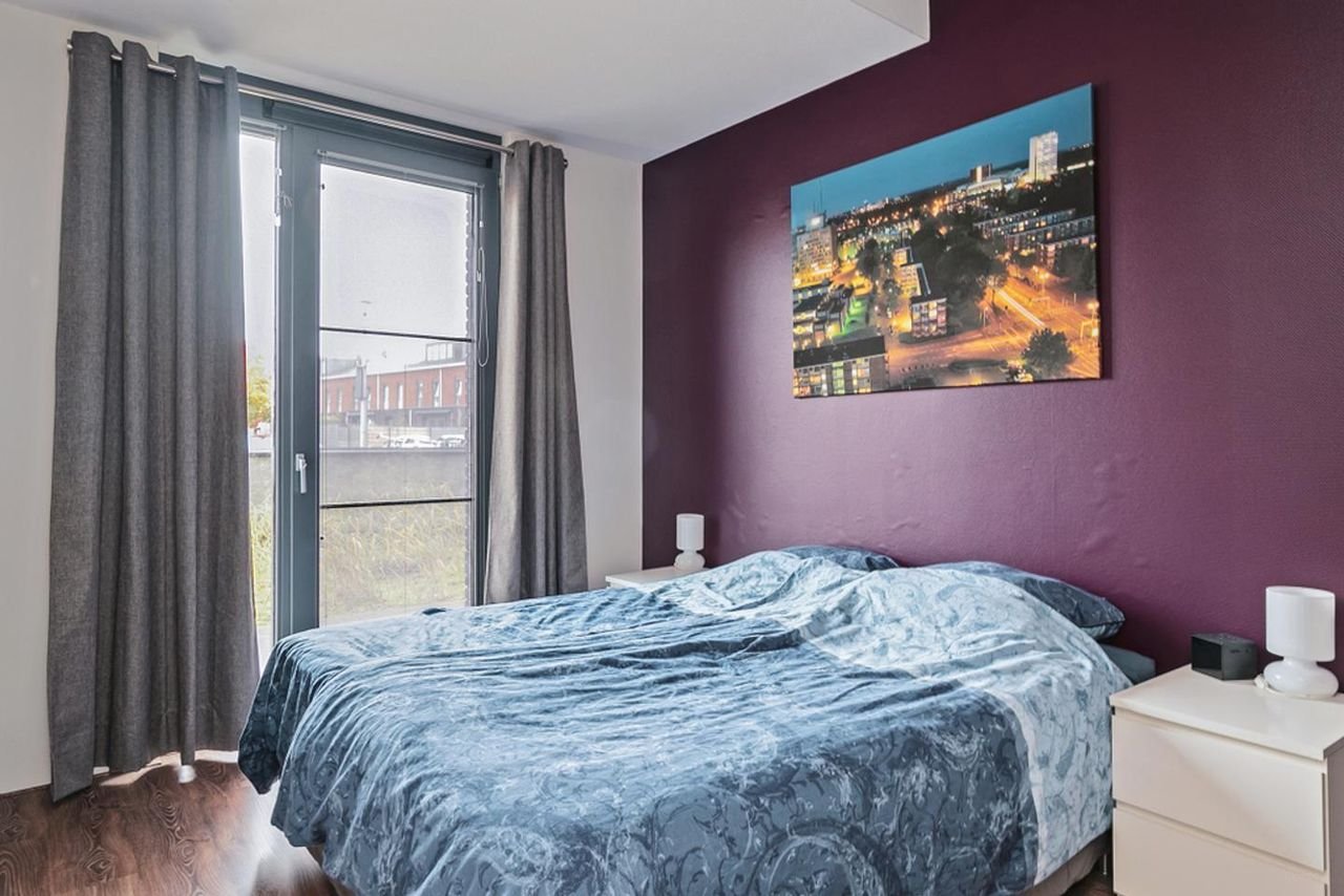 3-kamer appartement met terras bij station - Afbeelding 9