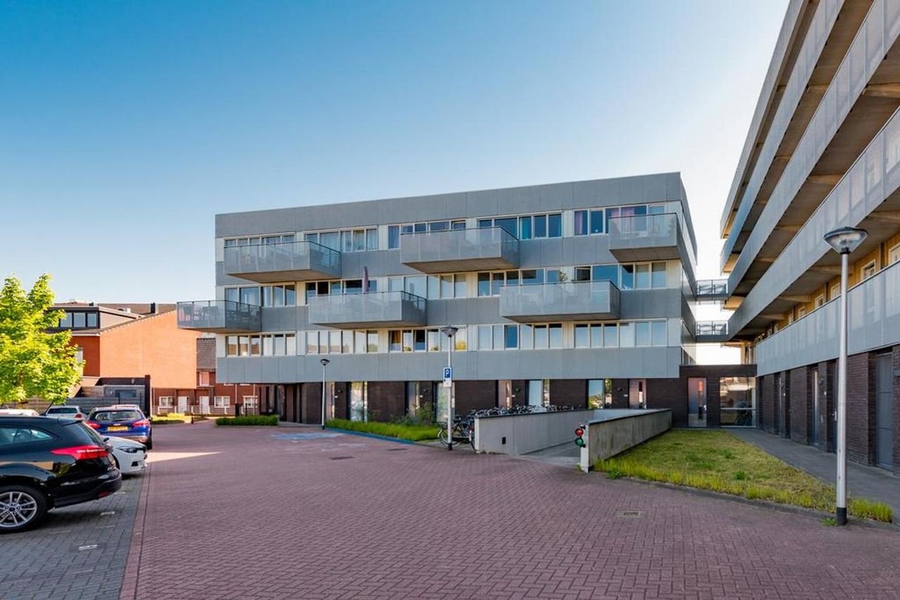 3-kamer appartement met terras bij station - Afbeelding 19
