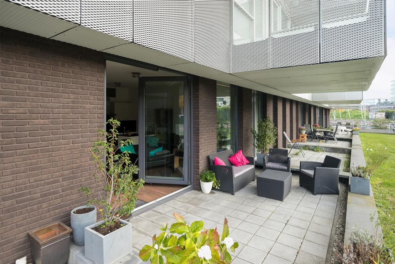 3-kamer appartement met terras bij station - Afbeelding 17
