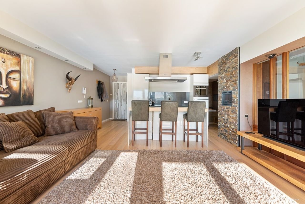 170 m² with views of the Sloterplas - Image 3