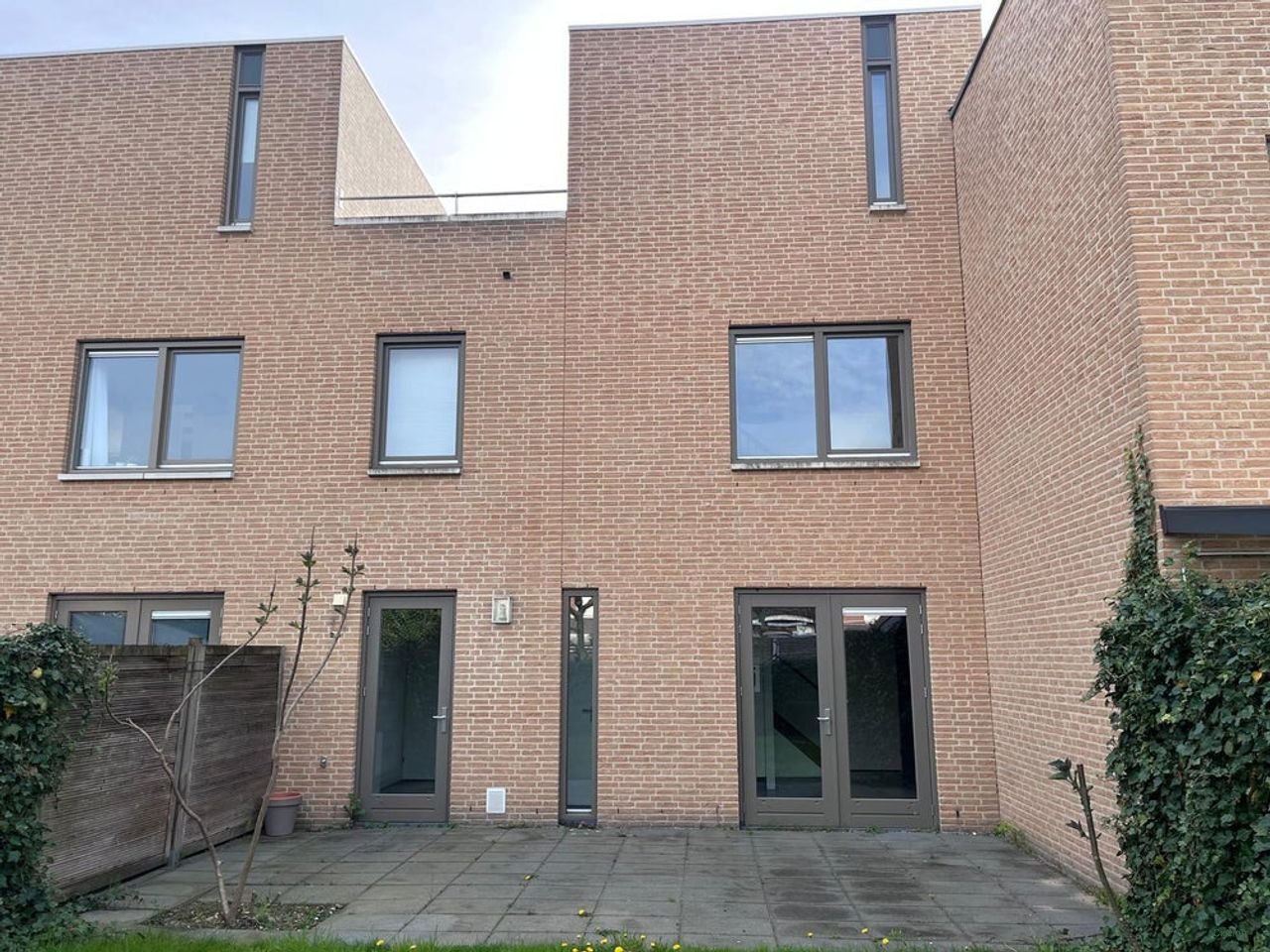 Ruime gezinswoning met garage - Afbeelding 6