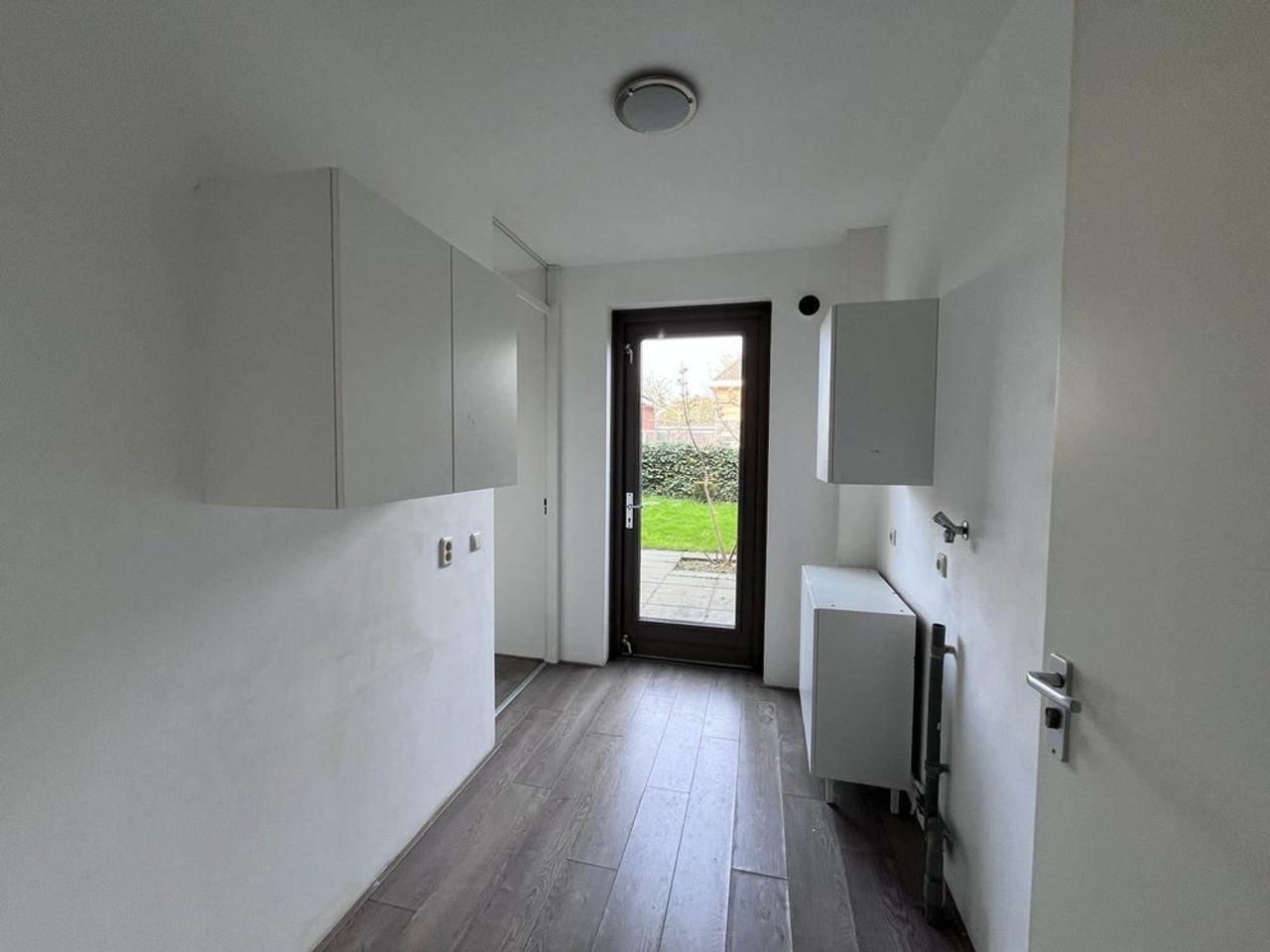 Ruime gezinswoning met garage - Afbeelding 8