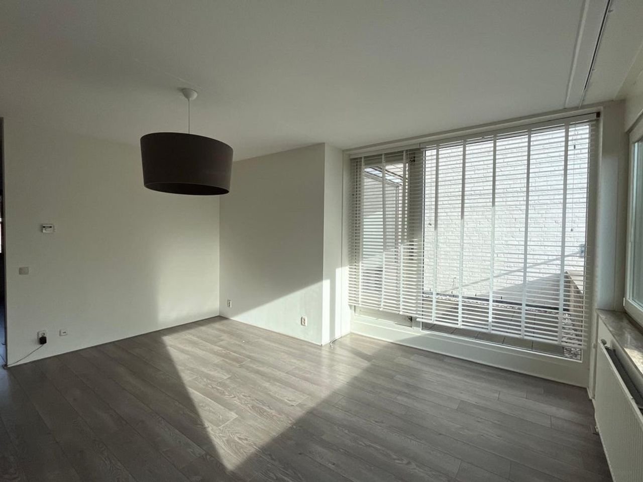 Ruime gezinswoning met garage - Afbeelding 12