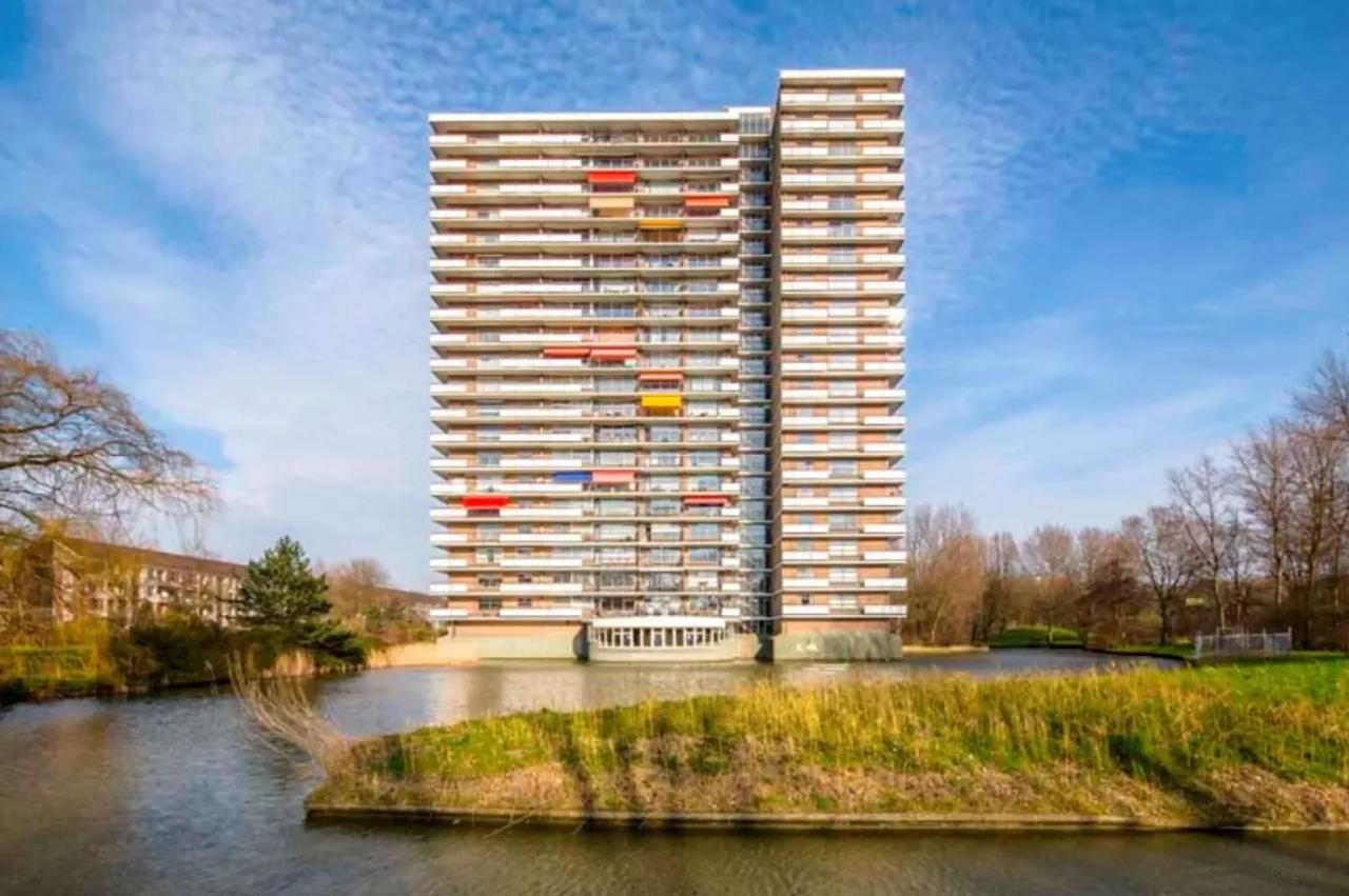90 m² woonruimte met balkon en werkkamer - Afbeelding 2
