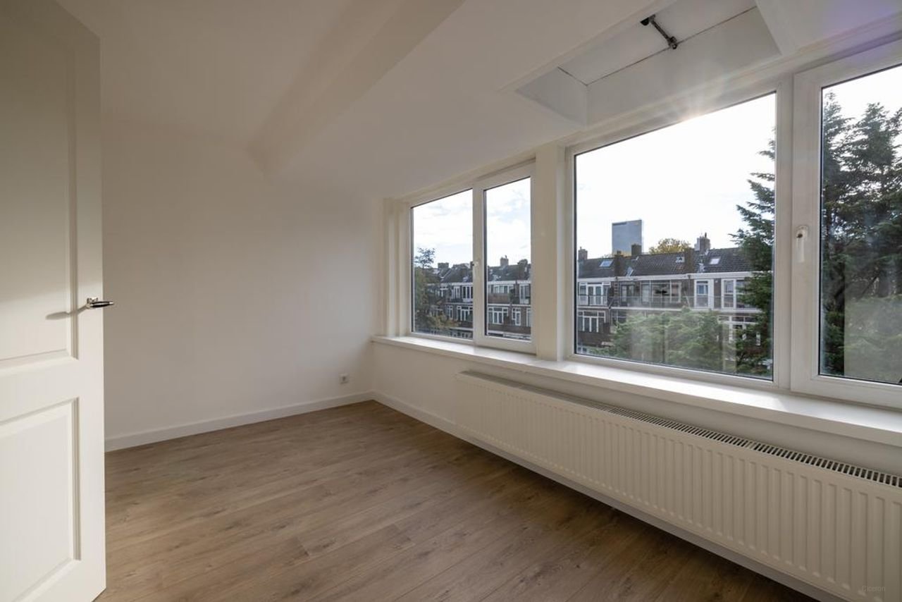4-room apartment in quiet Blijdorp - Image 11