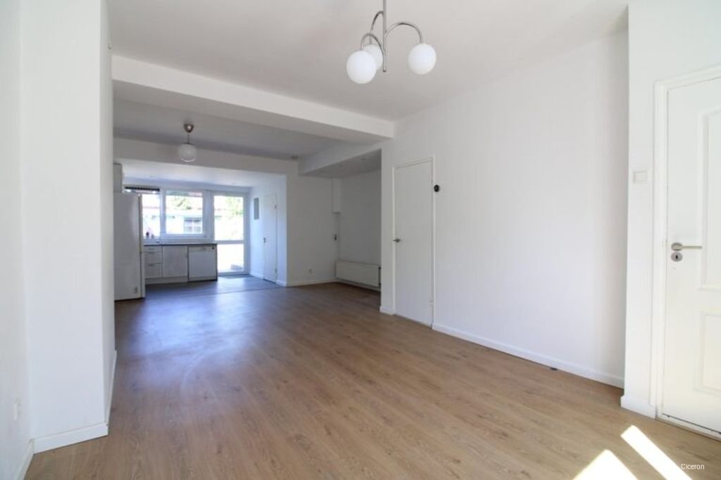 Tussenwoning met tuin in Gestel - Afbeelding 3