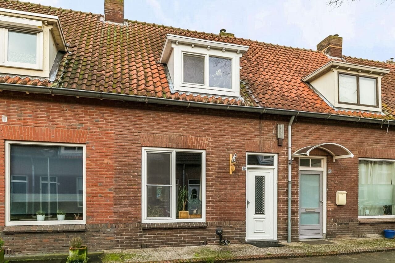 Tussenwoning met tuin in Gestel - Afbeelding 1