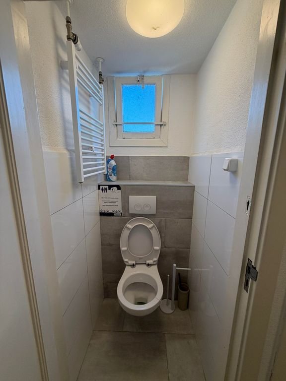 Furnished student house with 5 bedrooms - Image 6