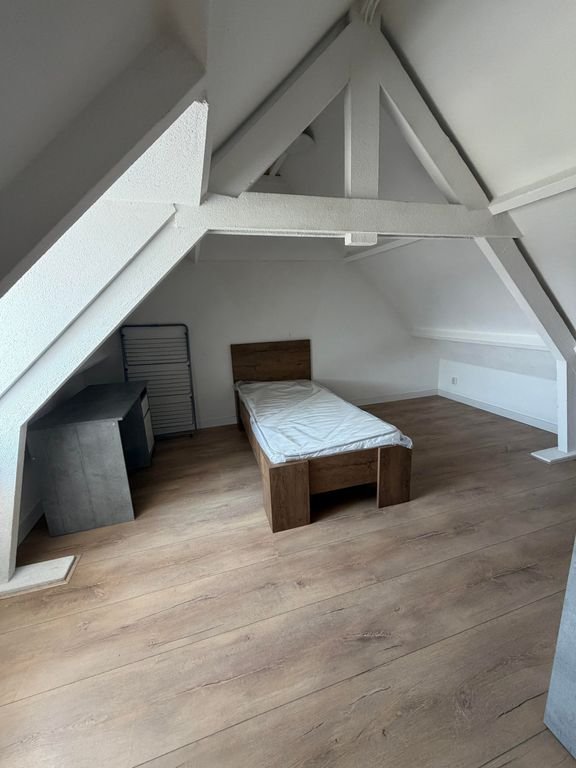 Furnished student house with 5 bedrooms - Image 13