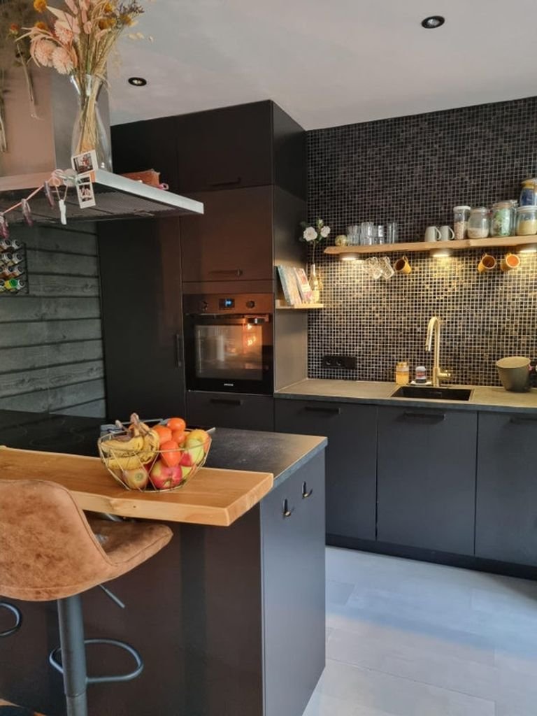 Furnished house on the edge of the forest in Arnhem - Image 3