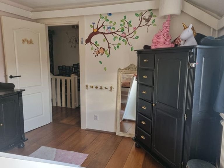 Furnished house on the edge of the forest in Arnhem - Image 17
