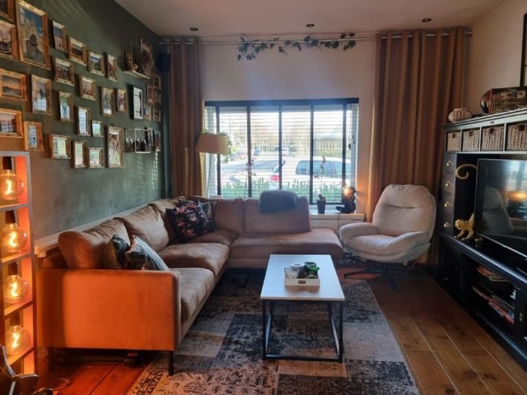 Furnished house on the edge of the forest in Arnhem - Image 2